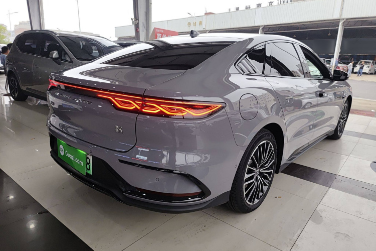 比亚迪 汉 2025款 EV 701KM激光雷达智驾型车身外观7