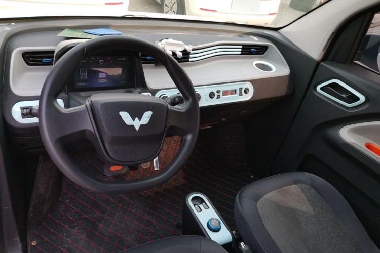 五菱汽车 宏光MINIEV 2020款 自在款 磷酸铁锂中控内饰7002