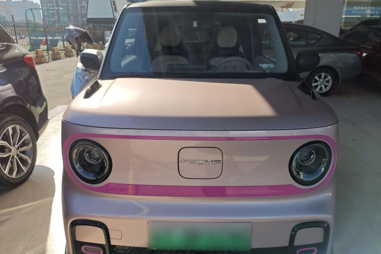 吉利银河 2025款 210km 熊猫卡丁车身外观6001