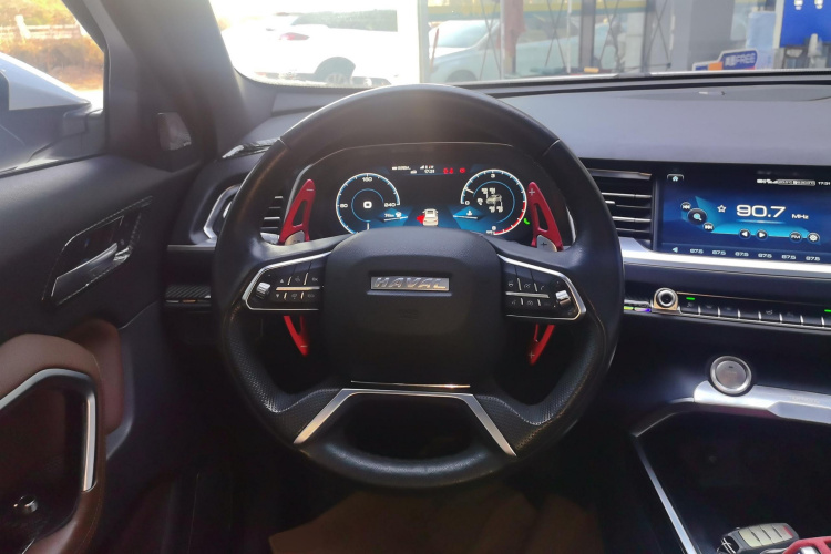 哈弗H6 2017款 蓝标 2.0T 自动两驱领尚型中控内饰13