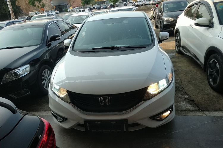 本田 杰德 2013款 1.8L 自动舒适版 5座车身外观2