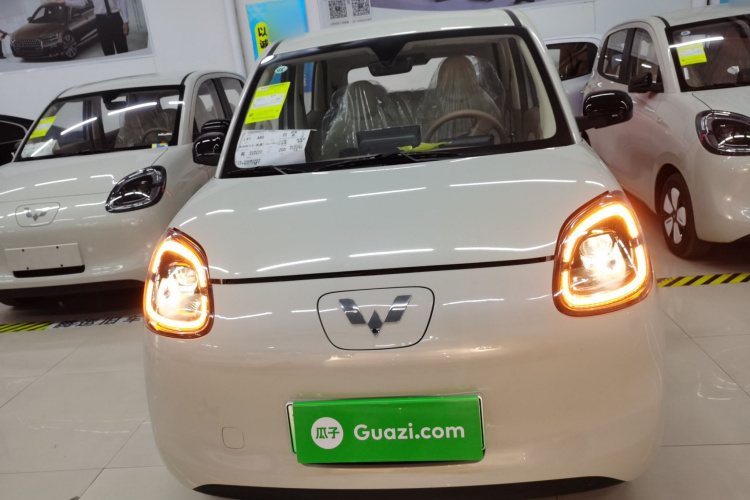 五菱汽车 宏光MINIEV 2025款 四门版 进阶款车身外观2