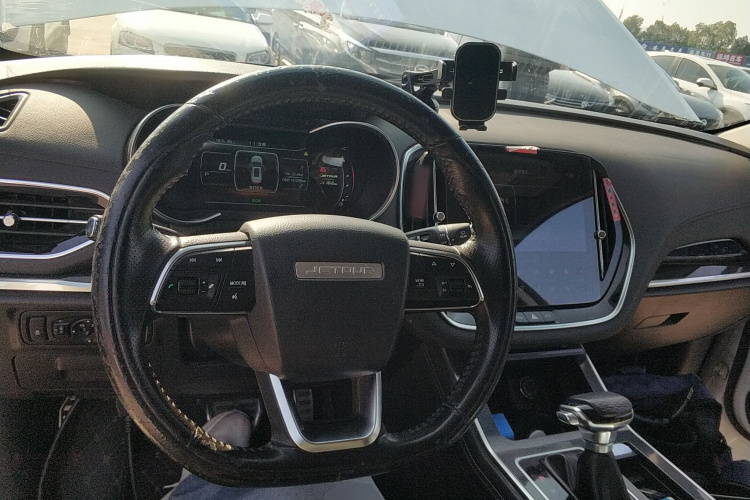 捷途X70 2020款 1.5T DCT智行版 5座中控内饰12