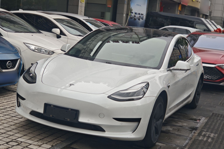特斯拉 Model 3 2019款 标准续航后驱升级版车身外观6001