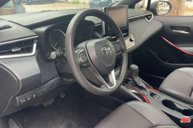 丰田 雷凌 2021款 185T CVT运动版中控内饰7003