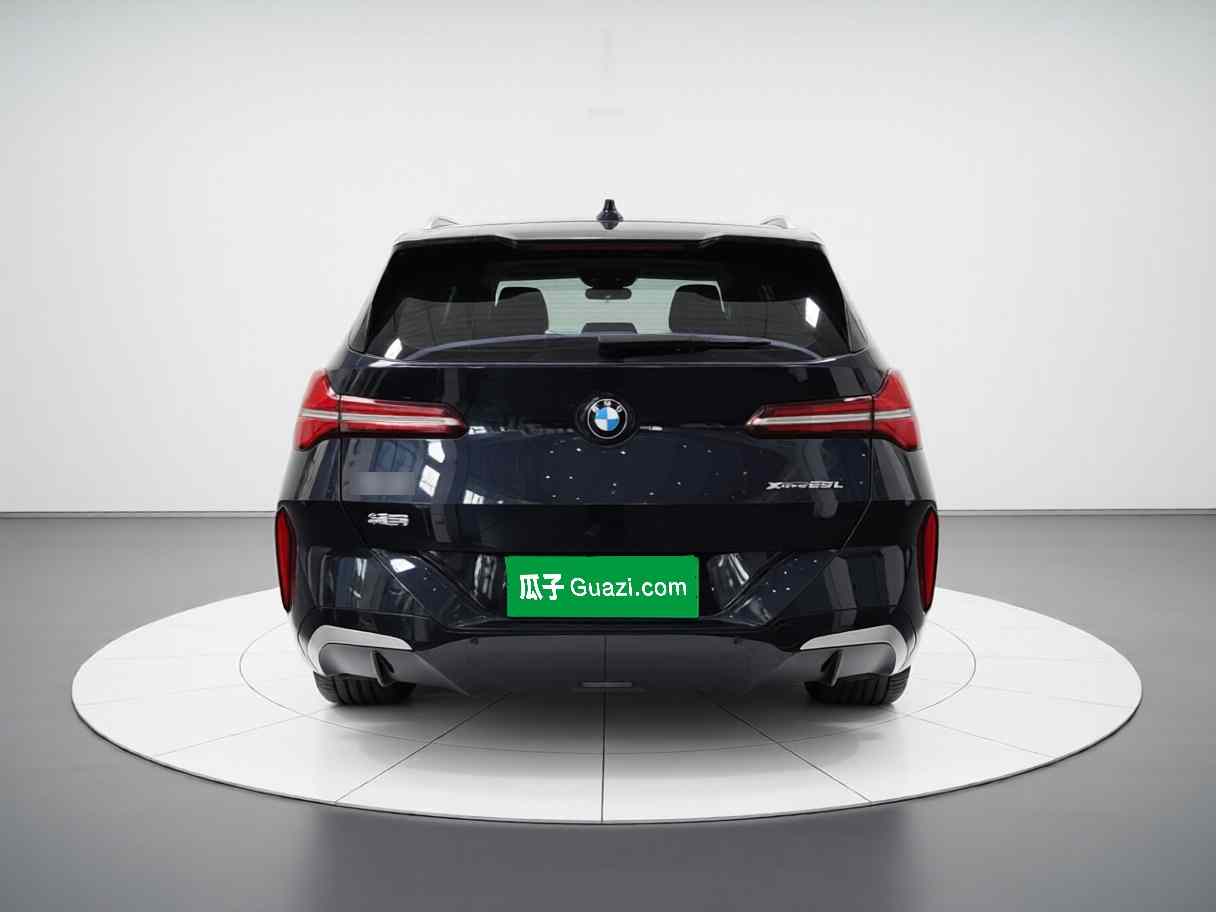 宝马X3 2025款 xDrive25L 豪华套装(4)