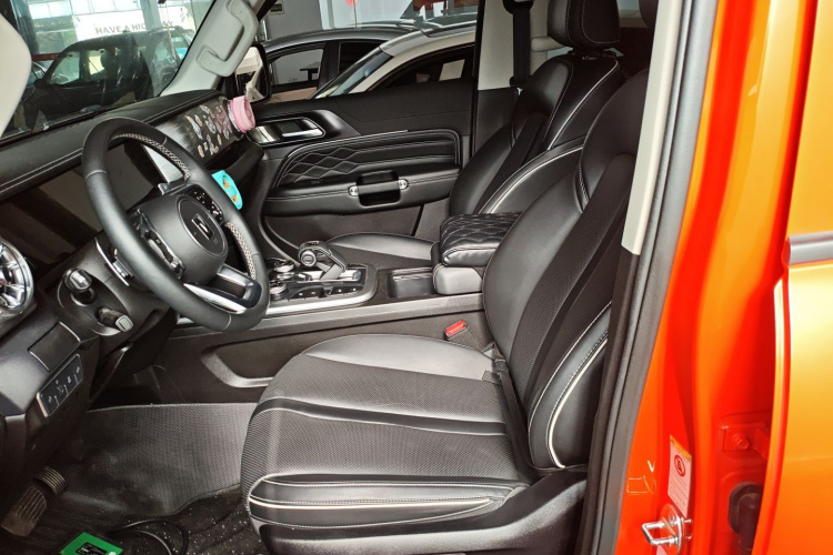 坦克300 2021款 越野版 2.0T 征服者中控内饰19