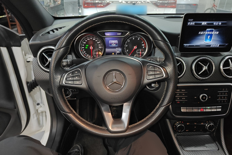 奔驰CLA 2018款 CLA 200 动感型局部细节13