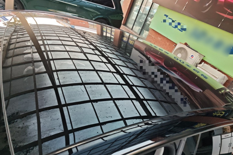 特斯拉 Model Y 2022款 改款 长续航全轮驱动版局部细节57