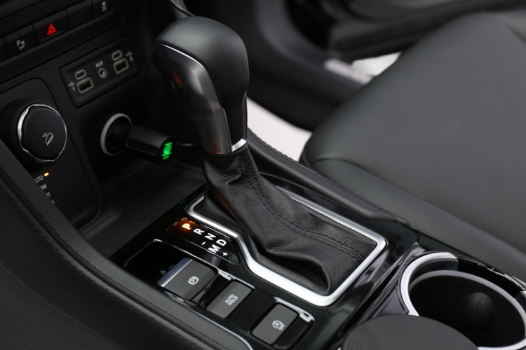 Jeep 大指挥官 2018款 2.0T 四驱悦享版 国VI局部细节18