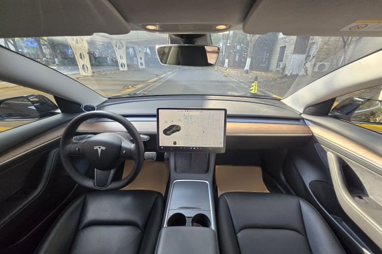 特斯拉 Model 3 2021款 标准续航后驱升级版中控内饰7003