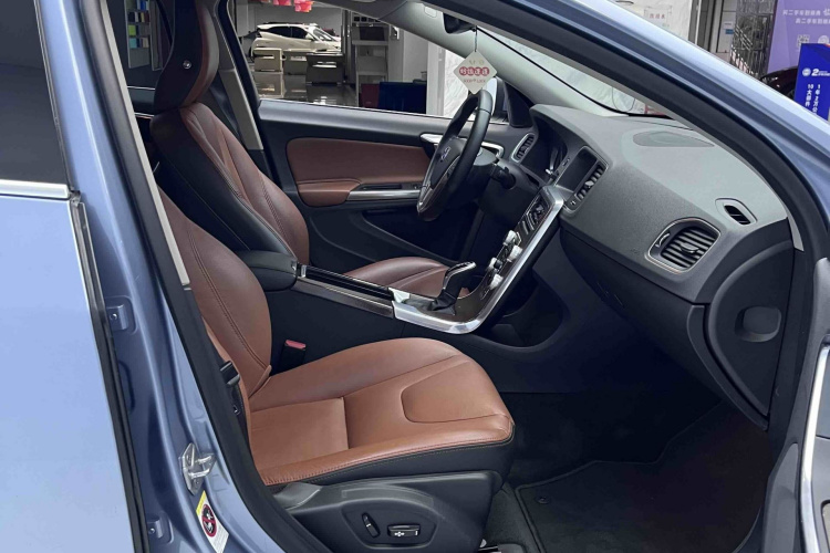 沃尔沃S60 2017款 S60L T3 智进版局部细节41