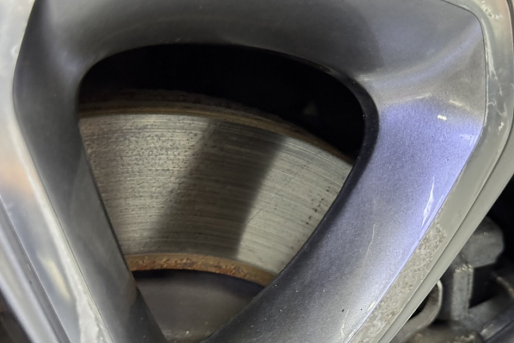 Jeep 大切诺基(进口) 2014款 3.0TD 柴油 舒享导航版局部细节9006