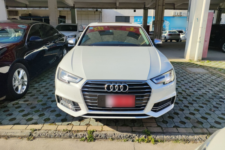 奥迪A4L 2019款 40 TFSI 进取型 国VI车身外观2
