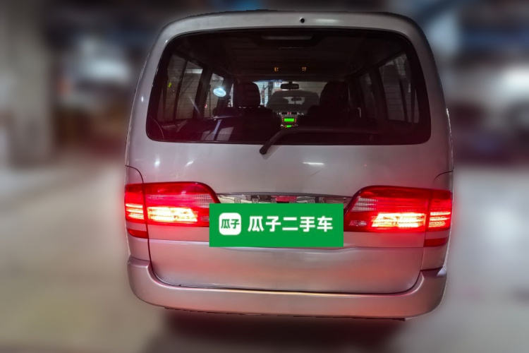 金杯 阁瑞斯 2015款 2.0L经典版 标准型长轴7/9座车身外观6004