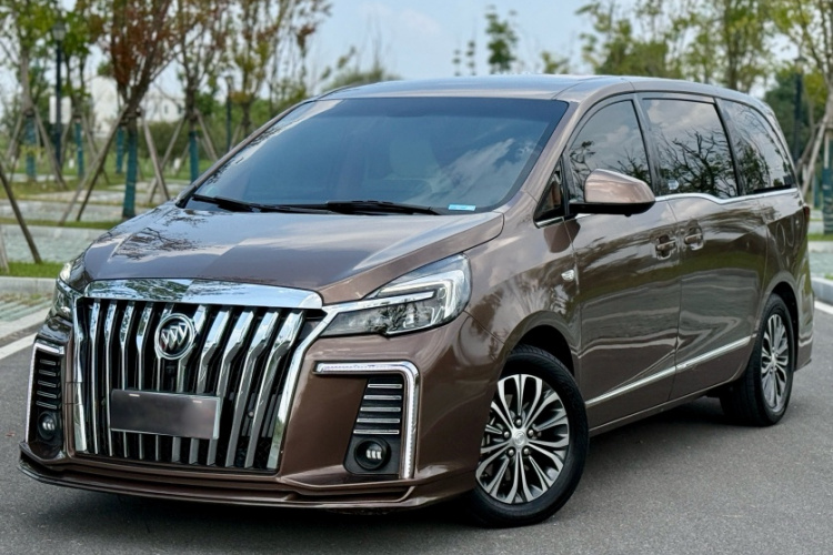 别克GL8 2021款 陆上公务舱 652T 舒适型车身外观6006