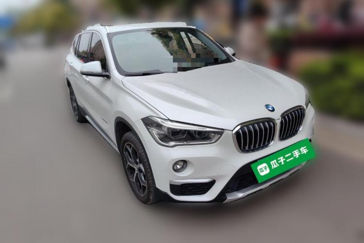 宝马X1 2018款 xDrive20Li 尊享型车身外观6002