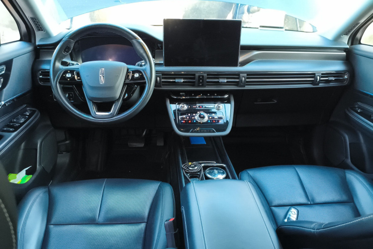 林肯 冒险家 2022款 2.0T 两驱尊享版中控内饰12