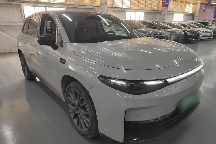 零跑汽车 零跑C10 2026款 210悦享版车身外观3