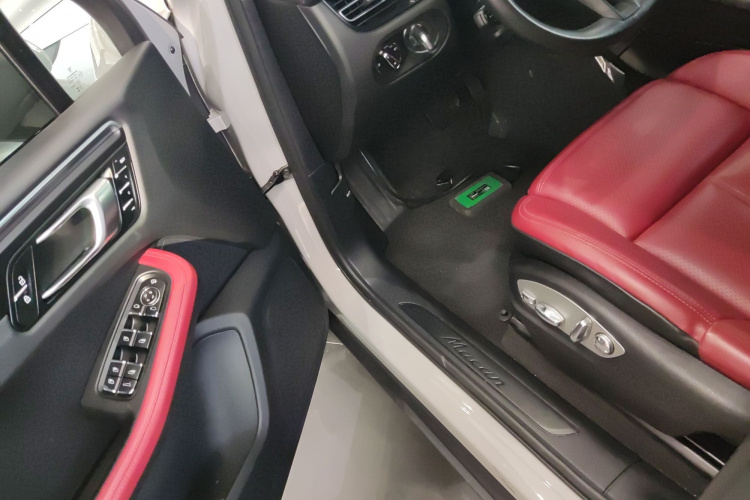 保时捷 2023款 Macan 2.0T中控内饰20