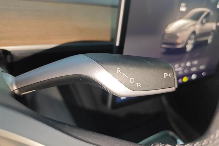 特斯拉 Model Y 2022款 后轮驱动版局部细节18