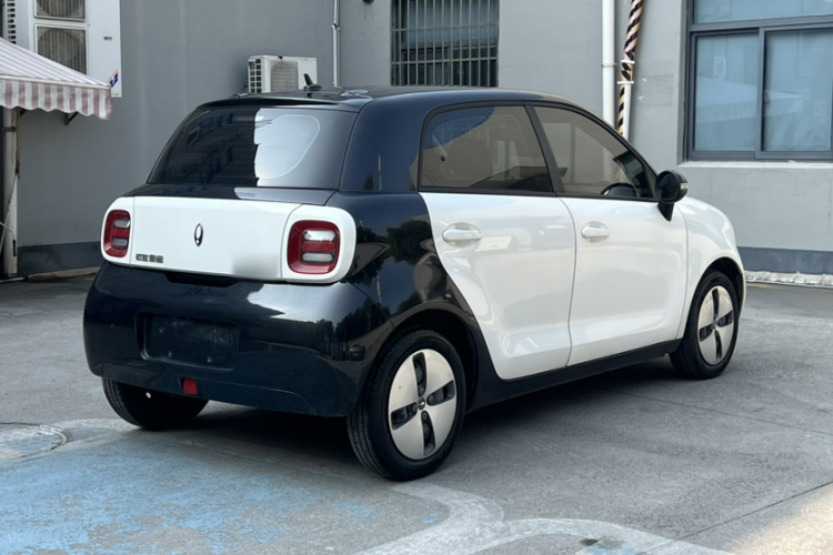 欧拉黑猫 2021款 301km 萌宠版车身外观6004