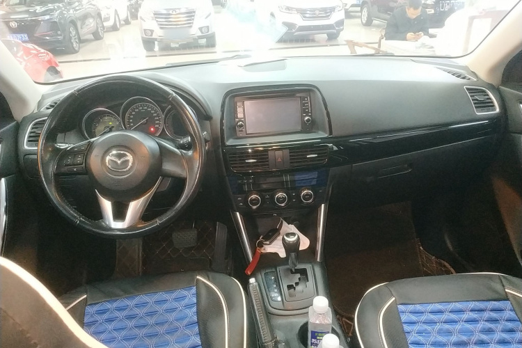 马自达CX-5 2014款 2.0L 自动两驱都市型中控内饰7002