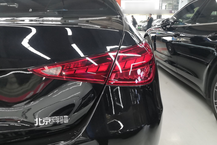 奔驰C级 2022款 C 260 L车身外观6004