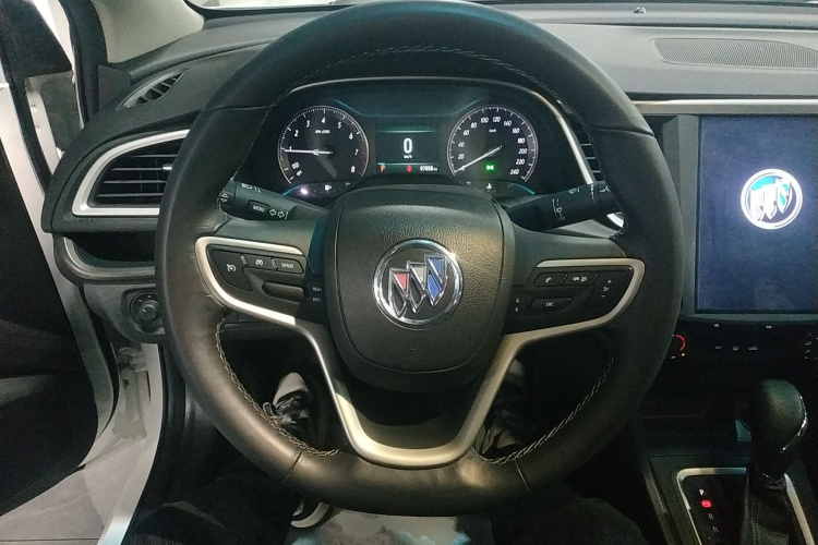 别克 英朗 2018款 18T 自动精英型中控内饰13