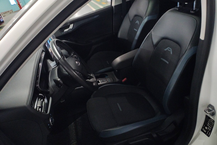福特 福克斯 2021款 猎装版 EcoBoost 180 自动猎潮型局部细节19
