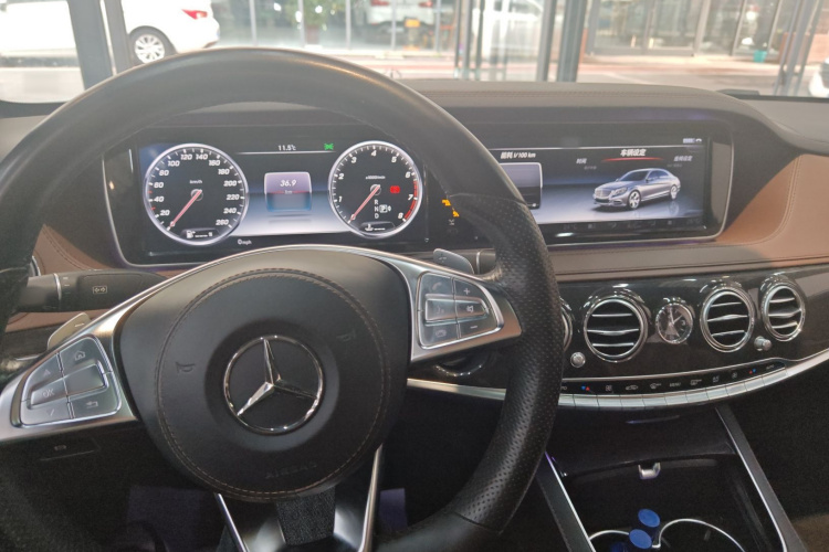 奔驰S级 2016款 S 400 L 4MATIC中控内饰7003
