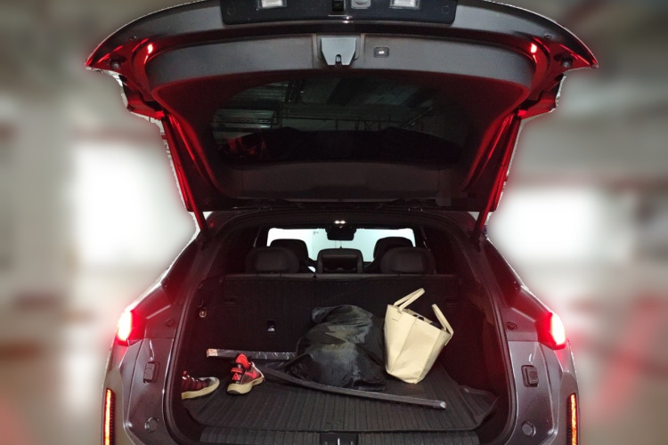 领克08 EM-P 2025款 120km 长续航Pro中控内饰23