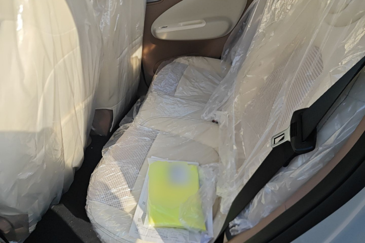 五菱汽车 宏光MINIEV 2025款 四门版 进阶款中控内饰21