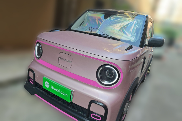 吉利银河 2025款 210km 熊猫卡丁车身外观1