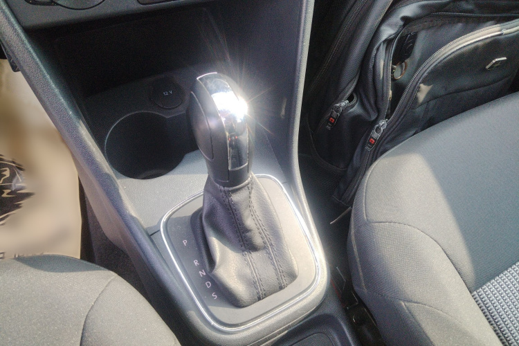 大众 Polo 2016款 1.4L 自动风尚型局部细节18