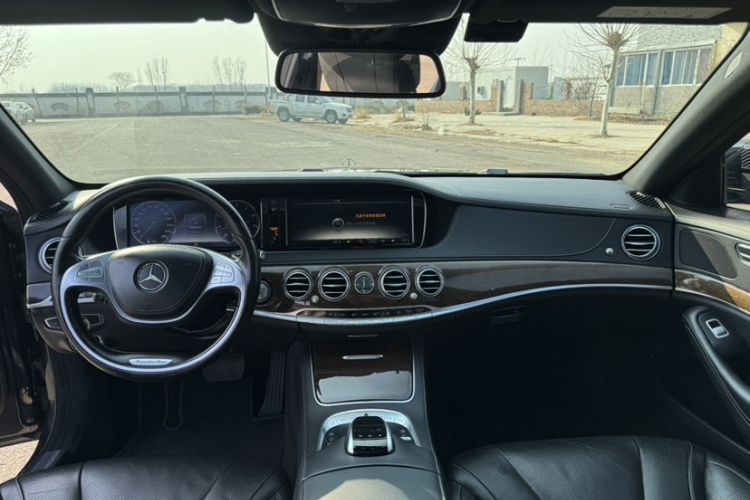 奔驰S级 2014款 S 320 L 商务型中控内饰7002