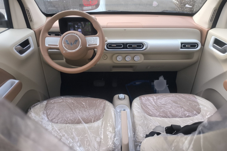 五菱汽车 宏光MINIEV 2024款 第三代 215km 青春版中控内饰12