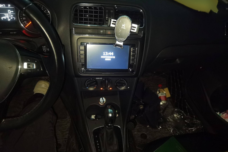 大众 Polo 2016款 1.6L 自动舒适型局部细节16