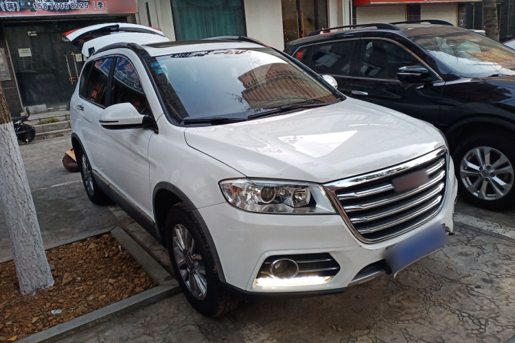 哈弗H6 2018款 红标 运动版 1.5T 手动两驱精英型车身外观3