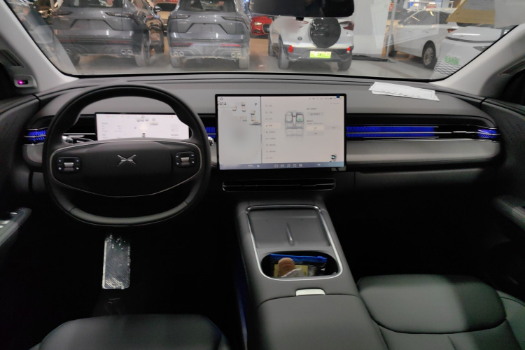 小鹏G6 2025款 625 长续航 Max 科技版中控内饰7002