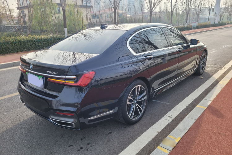 宝马7系 2021款 730Li M运动套装车身外观6005