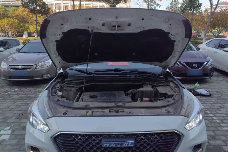 哈弗M6 2017款 1.5T 自动两驱精英型机舱底盘24