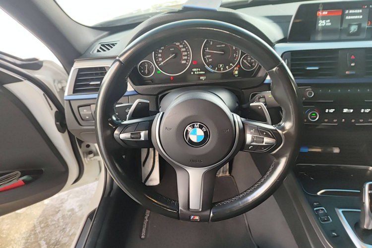 宝马3系 2019款 320i M运动套装局部细节13