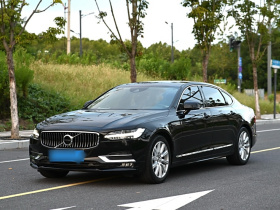 沃尔沃S90 2020款 T5 智逸豪华版
