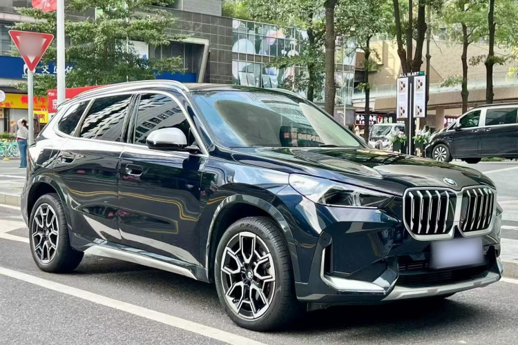 宝马X1 2023款 sDrive25Li X设计套装车身外观6001