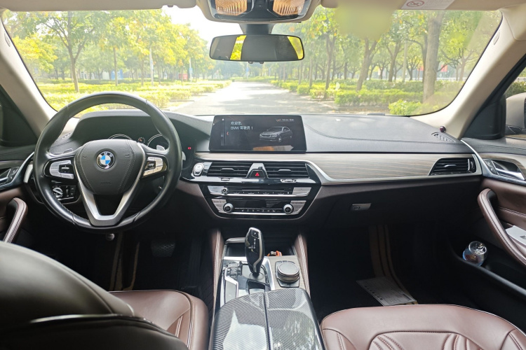 宝马5系 2018款 改款 530Li 领先型 豪华套装局部细节14