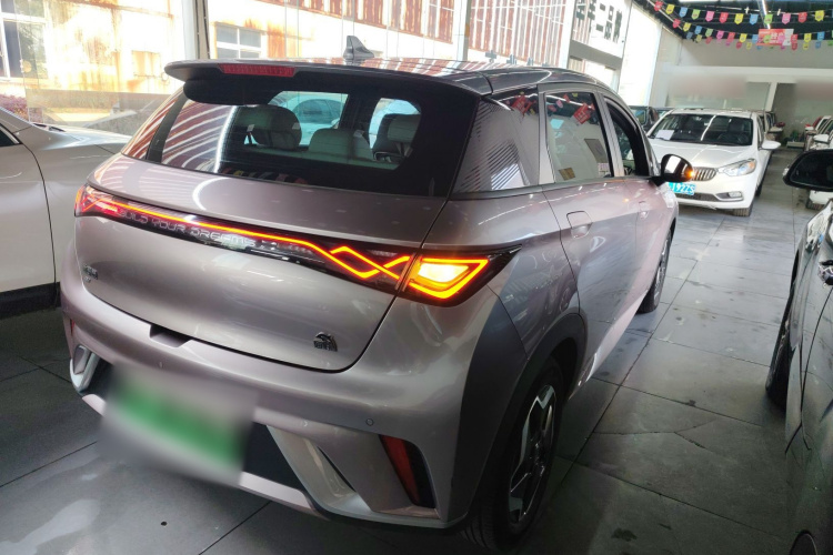 比亚迪 海豚 2021款 405km 自由版车身外观7