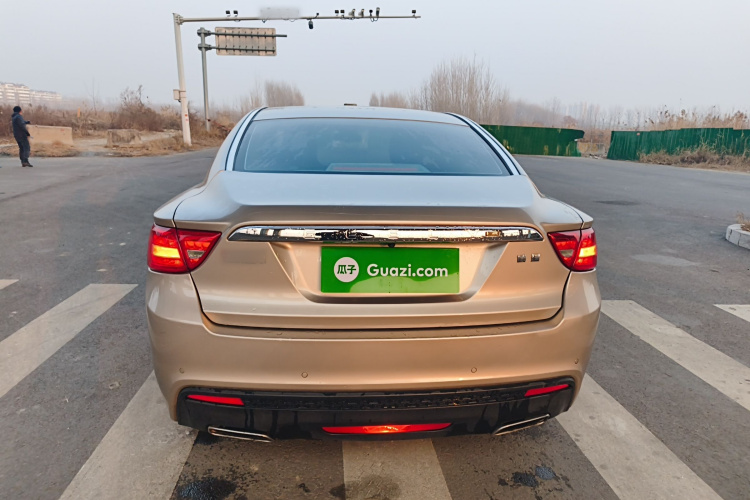 吉利汽车 博瑞 2016款 1.8T 尊雅型车身外观6