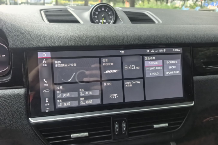 保时捷 Cayenne新能源 2019款 Cayenne E-Hybrid 2.0T中控内饰7011