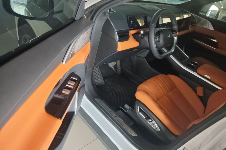 小鹏G9 2024款 702 Max中控内饰7003